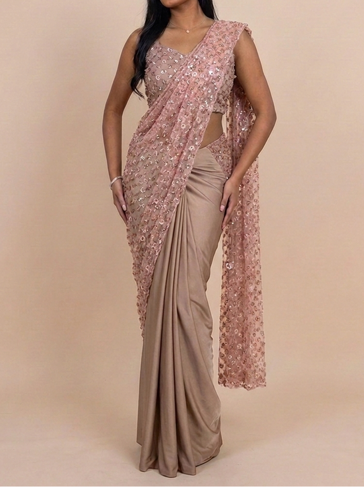 BLOOM dusty Rose ready-to-wear saree set by ELARA CPH